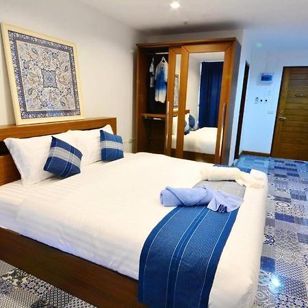 The Indigo House Phrae Hotel Exterior foto