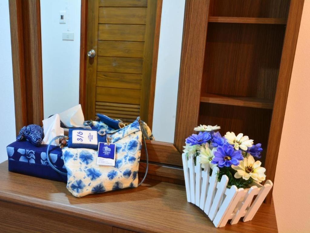 The Indigo House Phrae Hotel Exterior foto