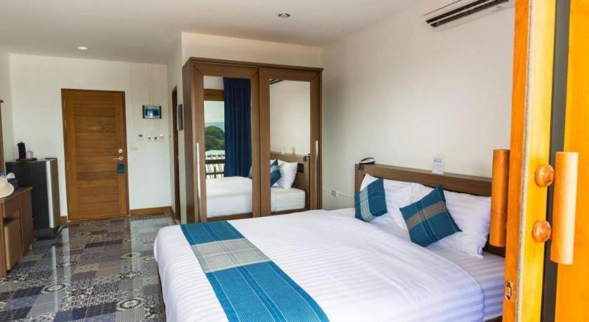 The Indigo House Phrae Hotel Exterior foto